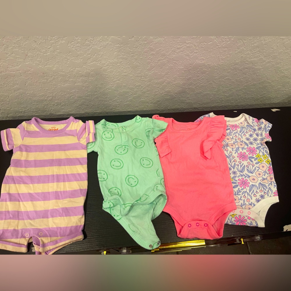 Cat & Jack Babygirl Onesies Bundle Size:0-3Months Preloved With No Notable Flaws